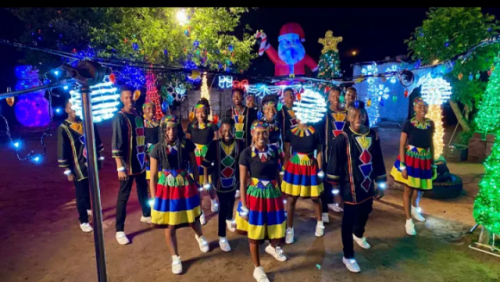 Ndlovu Youth Choir – All I Want For Christmas Is You